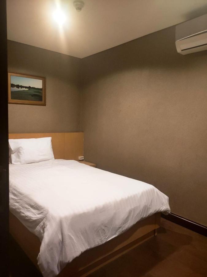 Two Bedroom Apartment At El Royale Hotel 반둥 외부 사진